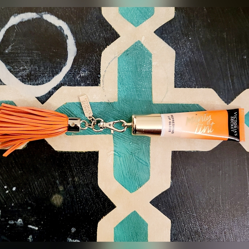 Victoria's Secret Minty Tint (Citrus)